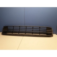 Решётка в бампер центральная Volkswagen Polo Sedan 2011- 6RU853671CRYP