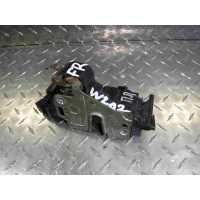 Замок двери Mercedes Benz C W202 1993 A2027202035