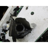 Корпус воздушного фильтра Volkswagen Passat 2000 06b133837a