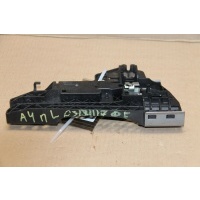 Кронштейн ручки двери передней левой Audi A4 B8 2007-2015 8T1837885B