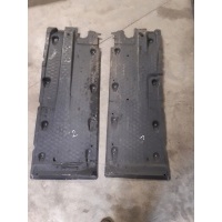 Volkswagen scirocco крышка шасси правый 1k0825202as