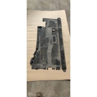 Крышка шасси правый audi a6 c7 4g0825208