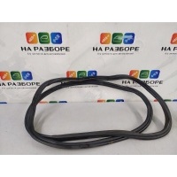 уплотнительная резинка проема багажника Volkswagen Touareg 7P5, NF 2011 7P6827705A
