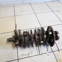 Volkswagen seat 2.3 v5 вал коленчатый 071105189c