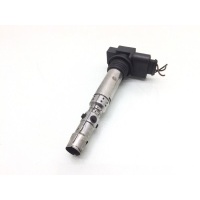 Катушка зажигания Volkswagen Fox 2008 03D905715A