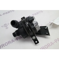 Насос охлаждающей жидкости Mercedes C-Klasse W205 2013 A0005002686