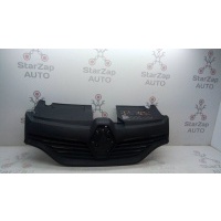 Решетка радиатора Renault Logan L8 2014> 623105727R, 623107605R