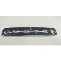 Накладка двери багажника Renault Duster 2010 848100815r