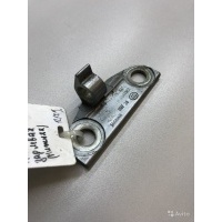 Петля двери Нижн. Land Rover Range Rover Evoque 1 L538 2011 LR027586