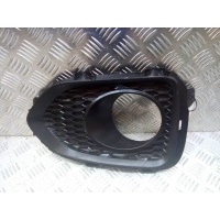 Рамка противотуманной фары Kia Sorento XM 2009-2021 865242P010, 86524-2P010
