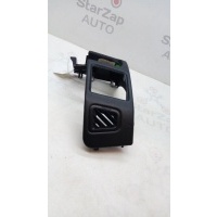 Накладка торпеды Land Rover Range Rover Sport 2005 LR021451