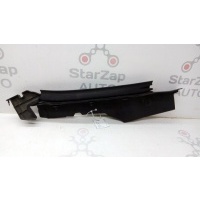 Уплотнитель крыла правый Nissan Pathfinder 4 R52 2014 638203KA0A
