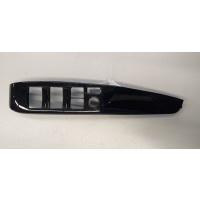 Накладка двери Toyota Camry 70 ASV70 2018 7423233440