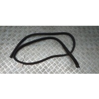 Уплотнитель двери Hyundai Sonata YF 2009-2014 831203S000RY