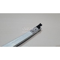 Направляющая стекла двери Nissan Juke (F15) (2011 - 2019) 823851KA0A