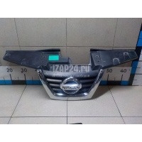 Решетка радиатора Nissan Juke (F15) (2011 - ) 620701KA0A