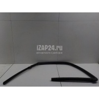 Уплотнитель стекла двери Nissan Juke (F15) (2011 - 2019) 803311KA0A