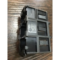 Кронштейн Volkswagen Touareg 2003 7L0937545