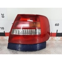 Фонарь задний правый Audi A4 B5 2000 8D0945096G