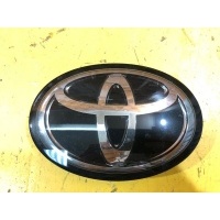 Эмблема решетки радиатора Toyota Camry 70 2017-2020 5314133130