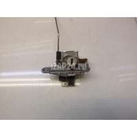 Вставка замка багажника VAG A3 (8L1) (1996 - 2003) 8d9827573a