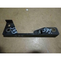 Кронштейн Volkswagen Touareg 2004 7L0864456