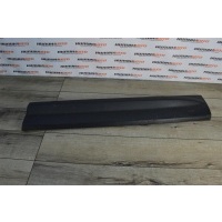 Молдинг двери передний правый LAND ROVER Freelander 2 LR014171