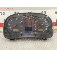 Панель приборная (щиток приборов) Volkswagen Golf 4 1999 1J0920822B