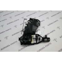 Кронштейн дверной ручки передний LH Volvo XC60 2017 31378250
