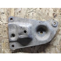 Лапа крепление кпп audi a6 c6 8d0399541d