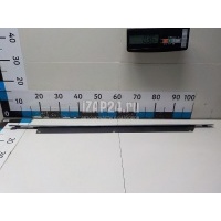 Накладка стекла заднего правого VAG Q7 [4L] (2005 - 2015) 4L0853764A2ZZ