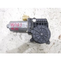 Моторчик переднего правого стеклоподъемника Mercedes W163 ML 1997-2005 A1638202842