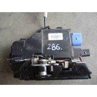 Замок двери задней правой Volkswagen Touareg 2008 7L6839016D