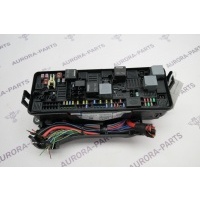 Блок предохранителей Land Rover Discovery L462 2016 LR098971