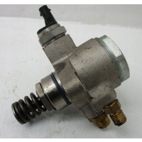 Насос топлива volkswagen touareg 7p rs5 4.2 fsi 079127025ad