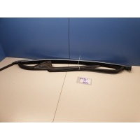Уплотнитель стекла передней левой двери Opel Astra J 2009-2017 13347239