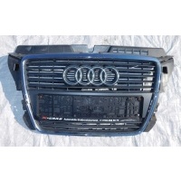 Audi a3 8p рестайлинг решетка радиатора передняя переднее хромированная