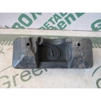 Опора под домкрат (поддомкратная подушка) Mercedes CLA C117 2014 A0029989150