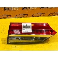 Фонарь внутренний Задн. Toyota Corolla 180 2015-2019 8158002a30