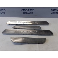 Накладка порога Porsche Cayenne 958 2011-2014 958555467006M7