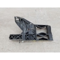 Кронштейн правой фары Audi A6 IV (C7) (2011-2014) 4G0805608