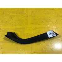 Накладка крышки багажника Задн. Toyota Camry 70 2017-2020 6457233060