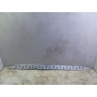Накладка левой подножки Mercedes X166 GL 2012-2016 A1666900575