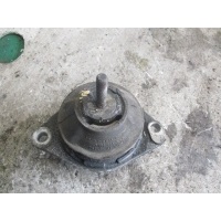 Подушка крепления двигателя Audi 80 1994 8a0199382
