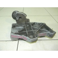 Кронштейн компрессора кондиционера Volkswagen Passat B5 1996-2005 058260885C