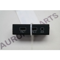 Разъем USB+AUX Audi Q5 80A 2017 8W0035736