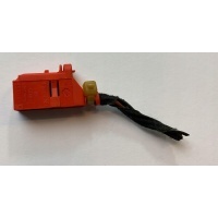 Кубический вилка терминал volkswagen audi 4d0971636b