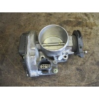 Заслонка дроссельная Volkswagen Passat 1998 058133063m
