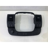 Trafic iii vivaro корпус комплект 682607479r