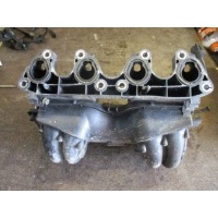 Коллектор впускной Volkswagen Golf 1994 030129711AR